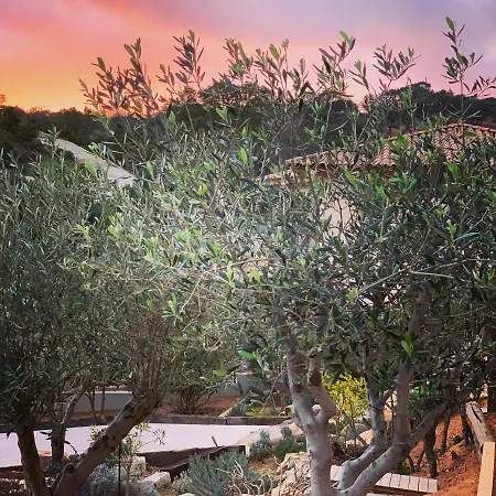 Πανσιόν Senteurs Du Maquis