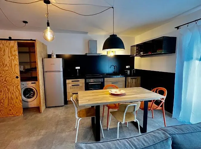 Senteurs Du Maquis Guest house 4*