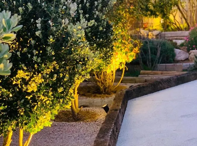 Гостевой дом Senteurs Du Maquis 4*